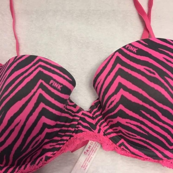 NWT Victoria secret bra 34C - Picture 2 of 3
